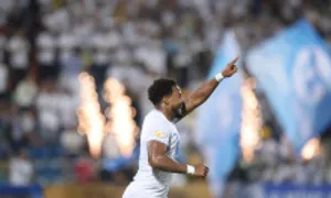 Nam Định đè bẹp SLNA ở V-League Nam Định đè bẹp SLNA ở V-League